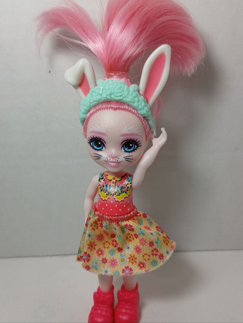 HTF Enchantimals Siblings Bedelia Bunny 4 Inch Doll RARE